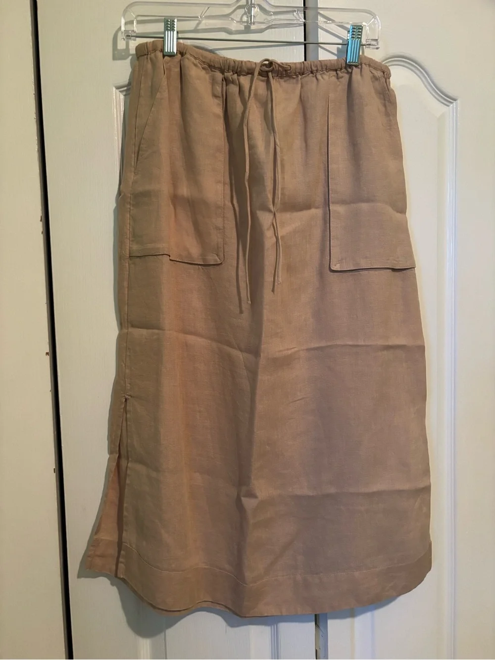 Women’s linen skirt